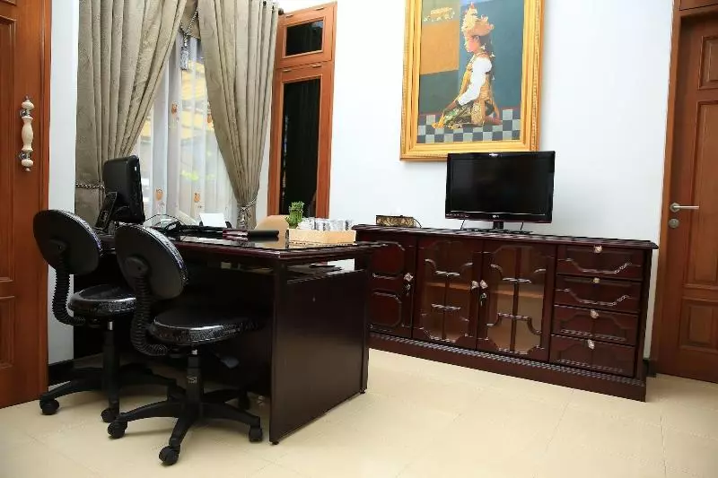 پانسیون Puri Kusuma Guest House