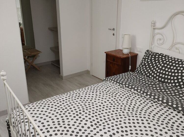 تختخواب و صبحانه Venice Home