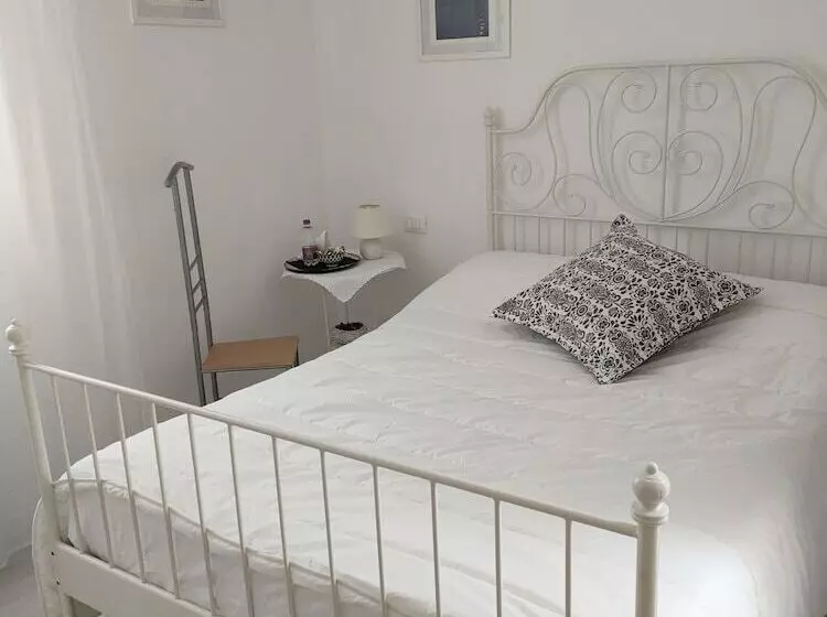 تختخواب و صبحانه Venice Home