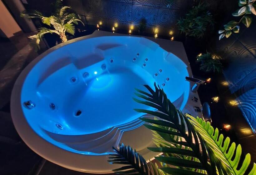 בית מלון כפרי Apartament Z Jacuzzi Kraków Rynek