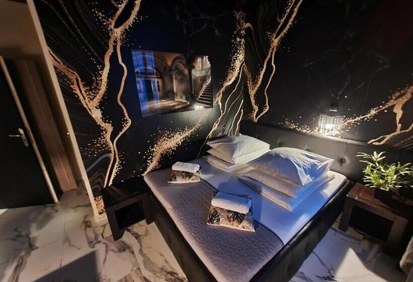 בית מלון כפרי Apartament Z Jacuzzi Kraków Rynek