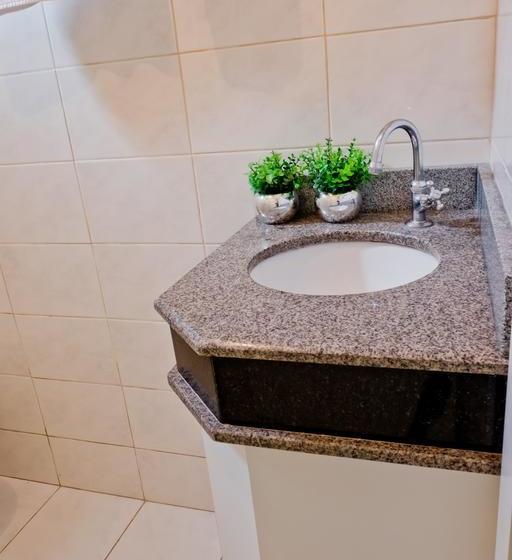 هتل Chapeco Center