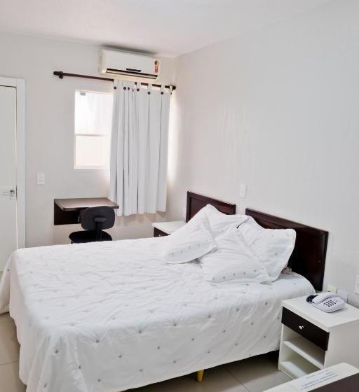 هتل Chapeco Center