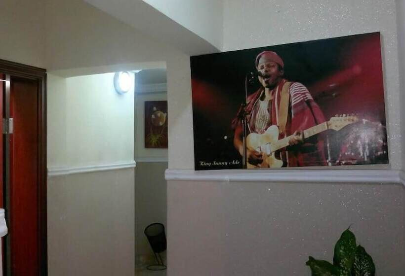 هتل Esado Suites And Conference Oregun