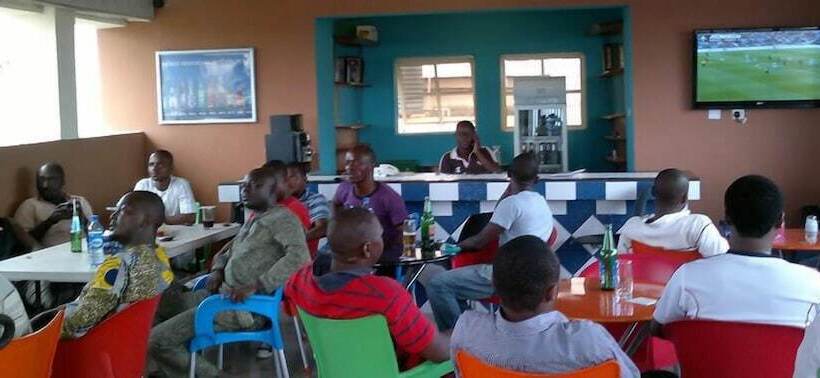 هتل Esado Suites And Conference Oregun