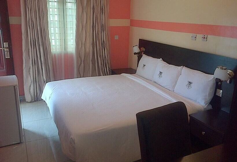 هتل Esado Suites And Conference Oregun