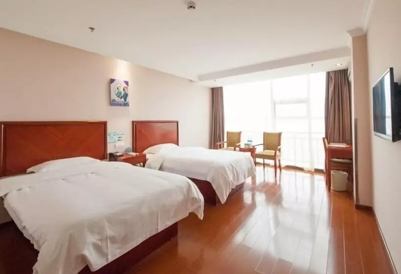Hotelli Greentree Inn Rugao Bus Station