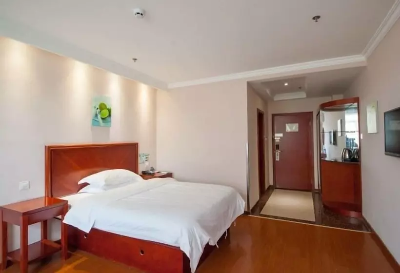 Hotelli Greentree Inn Rugao Bus Station