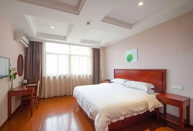 Hotelli Greentree Inn Rugao Bus Station