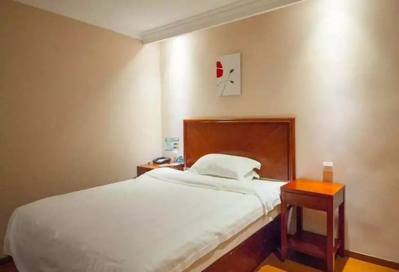 Hotelli Greentree Inn Rugao Bus Station