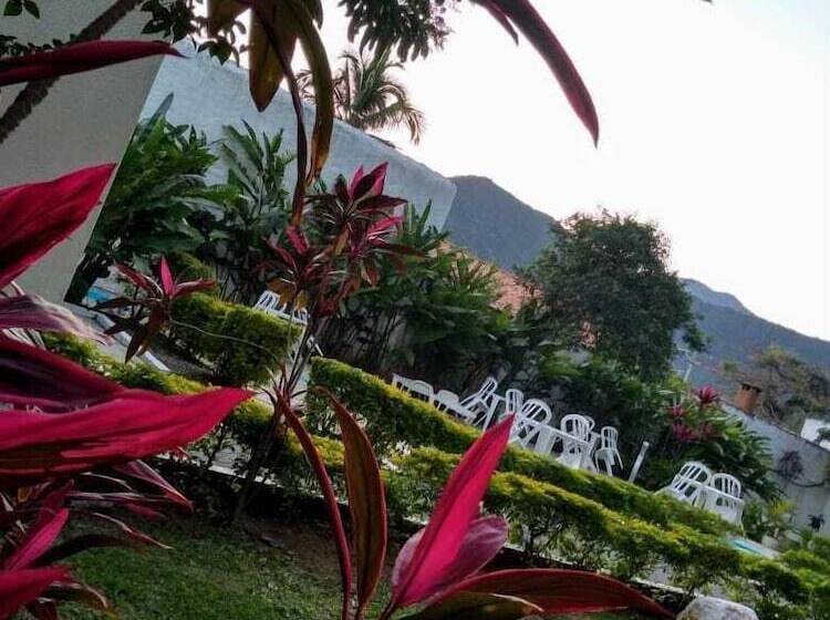 Отель Portal Da Praia