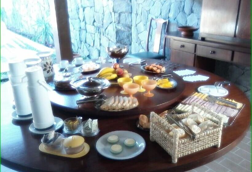 Отель Portal Da Praia