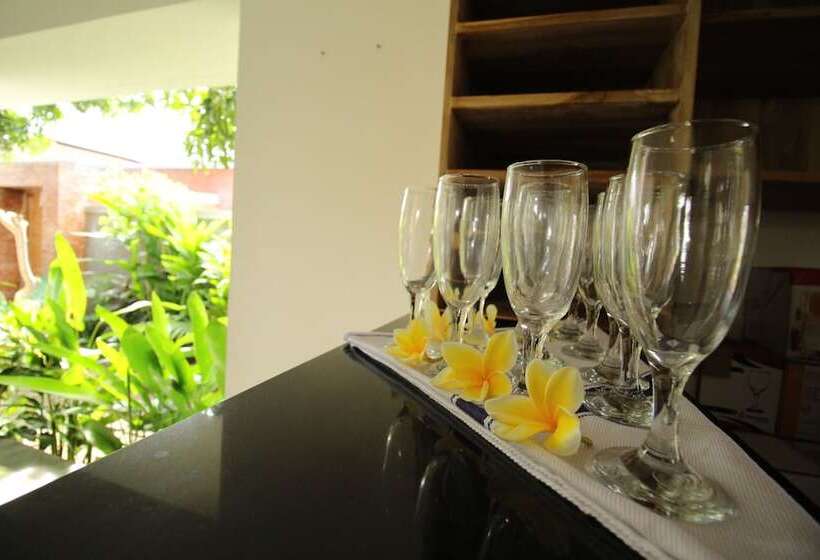 ホテル Uma De Villa Sanur