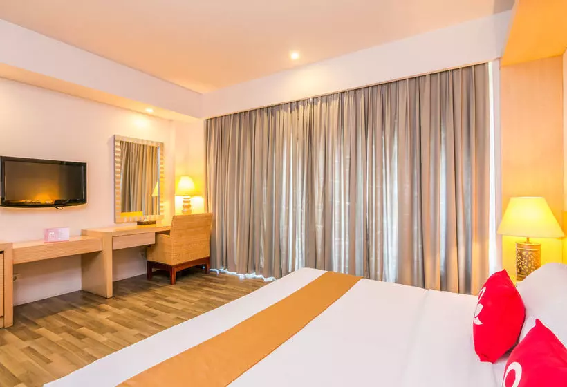 ホテル Zen Premium Uluwatu Complex