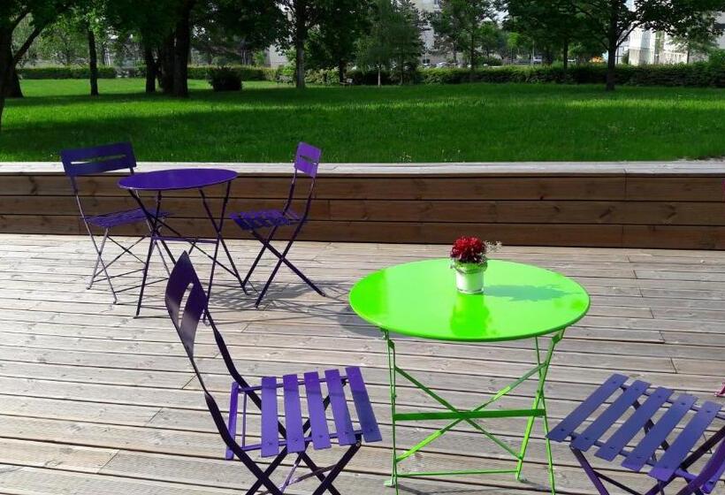 Adonis Dijon Maison Internationale