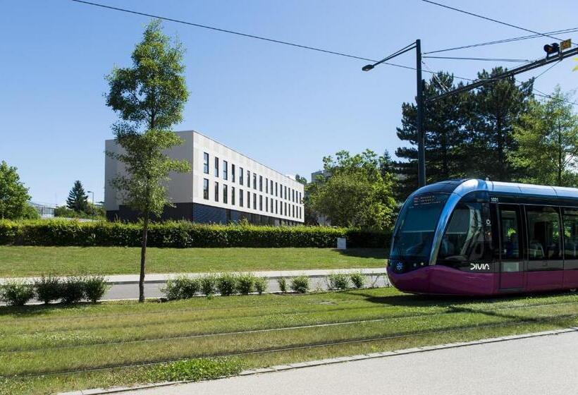Adonis Dijon Maison Internationale
