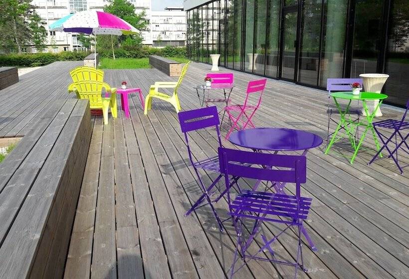 Adonis Dijon Maison Internationale