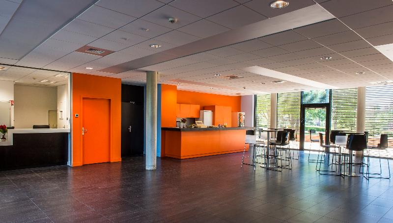 Adonis Dijon Maison Internationale