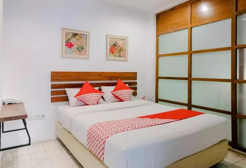 Hotel Augustina Home