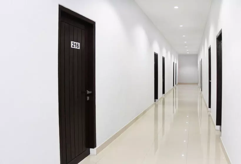 هتل Airy Mataram Arya Banjar Getas Lombok