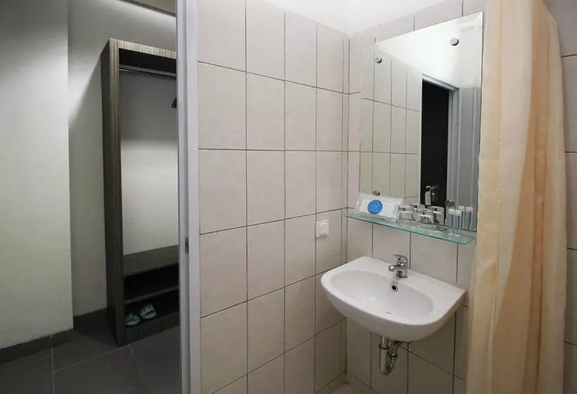 Hotel Airy Pakuan Bogor