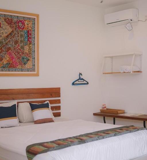 בית מלון כפרי Augustina Home