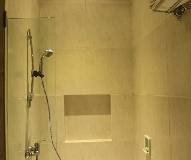 Отель Lovender Guesthouse