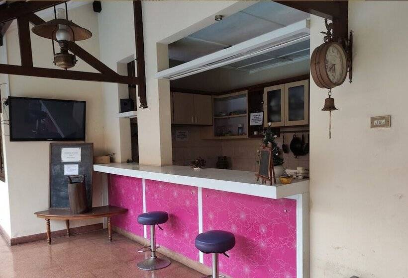 Отель Lovender Guesthouse