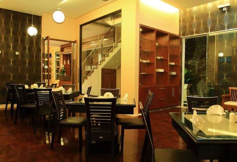 בית מלון כפרי Omah Qu Guesthouse Malioboro