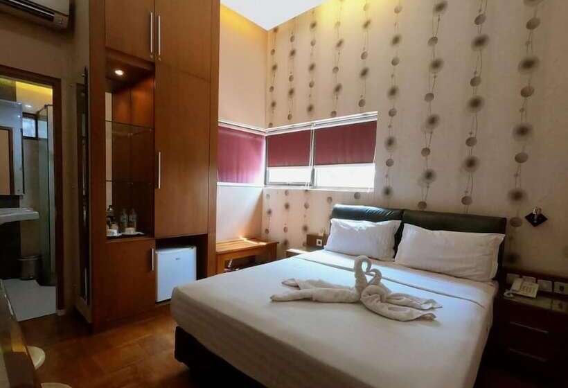 בית מלון כפרי Omah Qu Guesthouse Malioboro