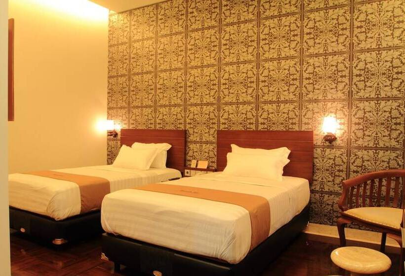 בית מלון כפרי Omah Qu Guesthouse Malioboro