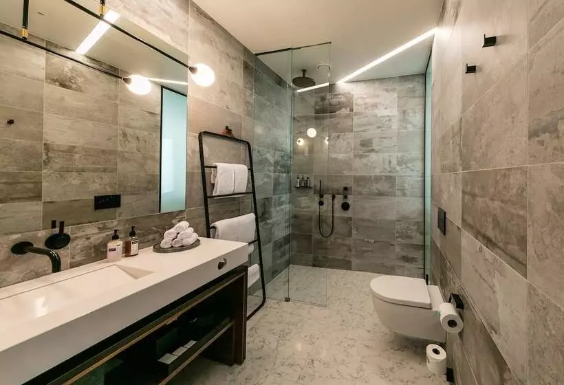 هتل Tower Suites Reykjavik