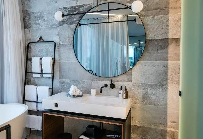 هتل Tower Suites Reykjavik