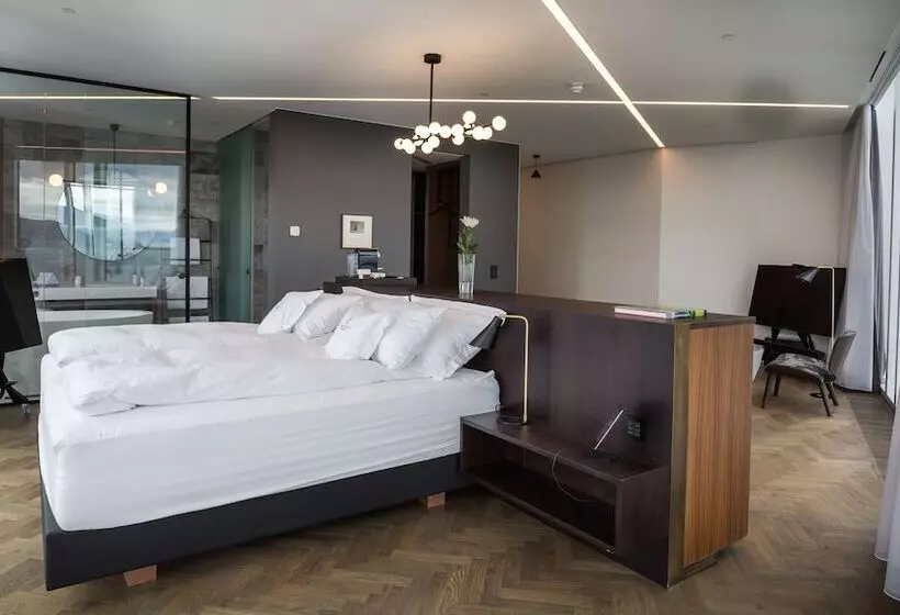 هتل Tower Suites Reykjavik