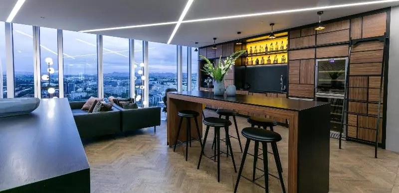 هتل Tower Suites Reykjavik