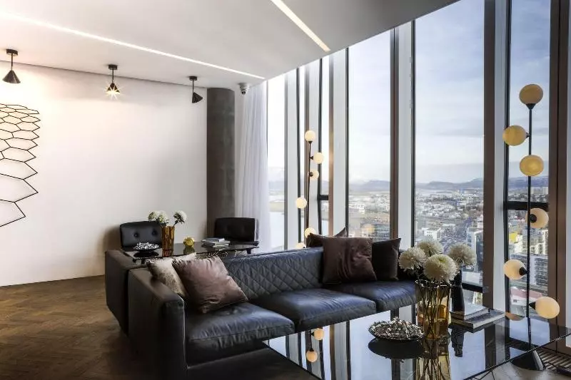 هتل Tower Suites Reykjavik