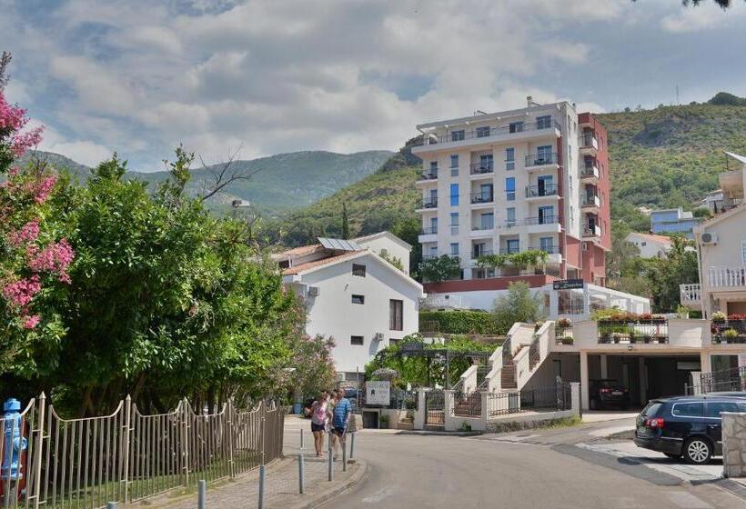 هتل Villa Katarina