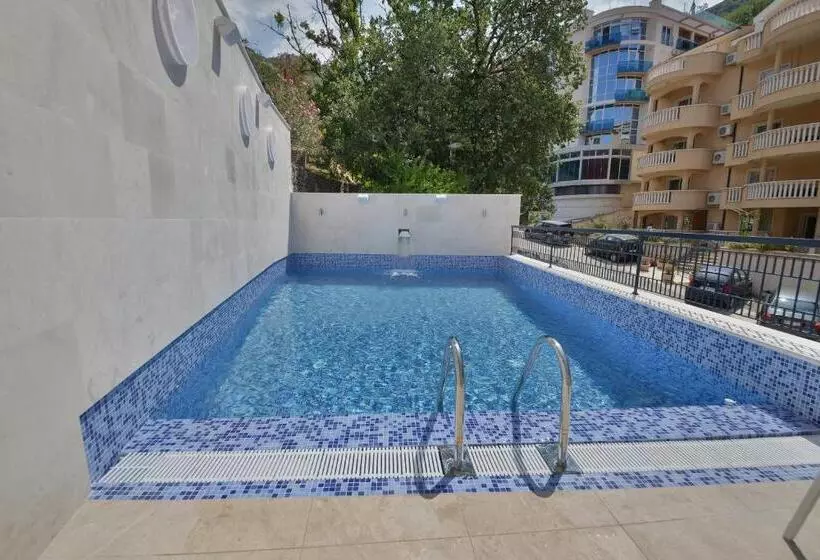 هتل Villa Katarina