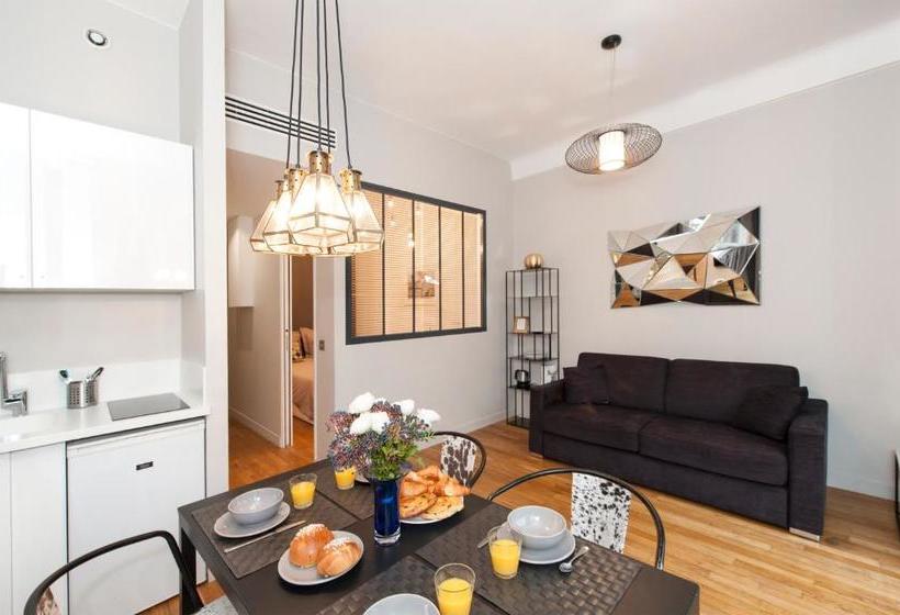 Le Marais  Hôtel De Ville