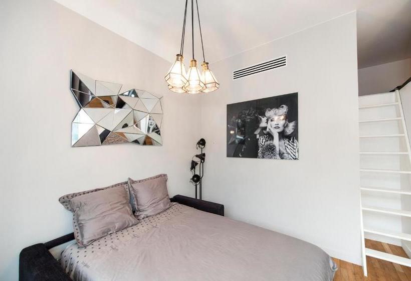 Le Marais  Hôtel De Ville