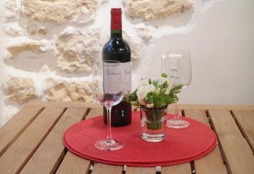 Louvre Parisian Chicsuites