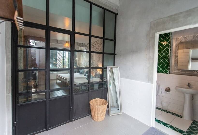 Пансион Indiego Space