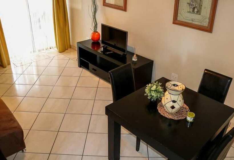 Peo Luxury Apartments