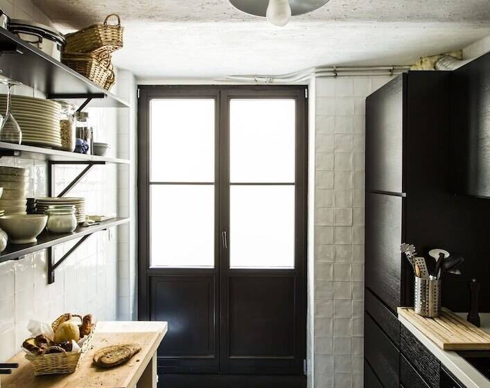 تختخواب و صبحانه La Maison Haute Guest House