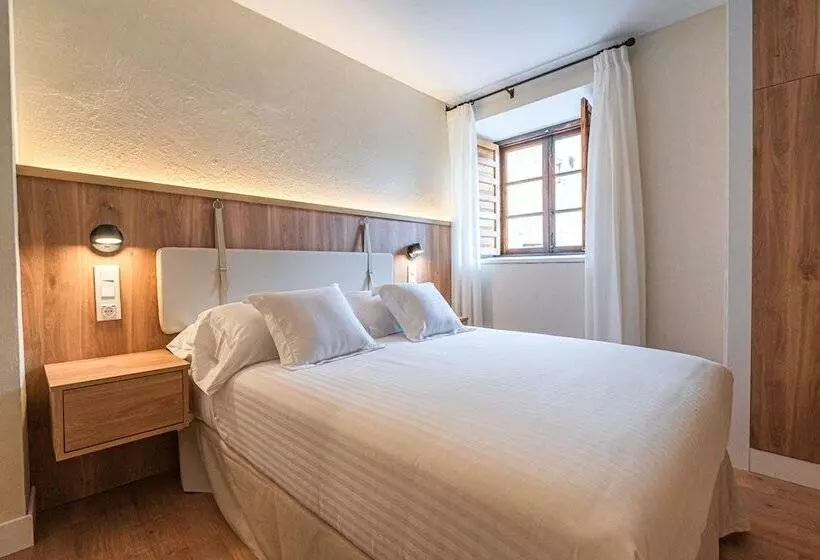 Hotelli Bestprice Santillana