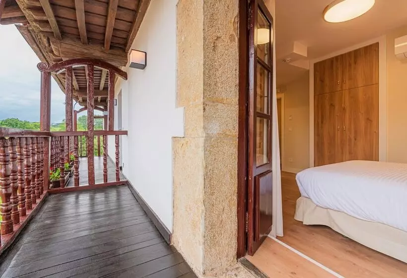 Hotelli Bestprice Santillana