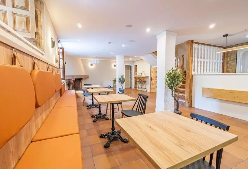 Hotelli Bestprice Santillana