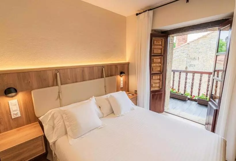 Hotelli Bestprice Santillana