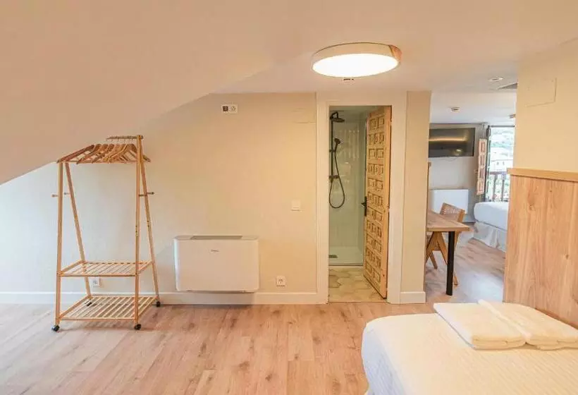 Hotelli Bestprice Santillana