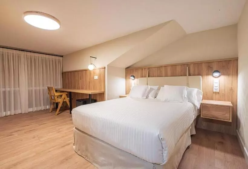 Hotelli Bestprice Santillana